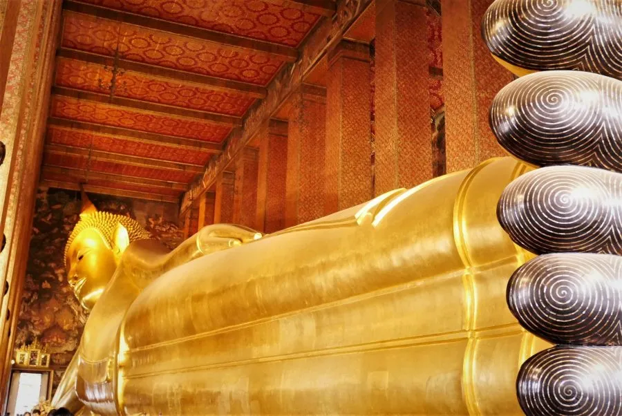 buda reclinado